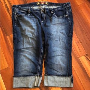 Maurices cuffed capris